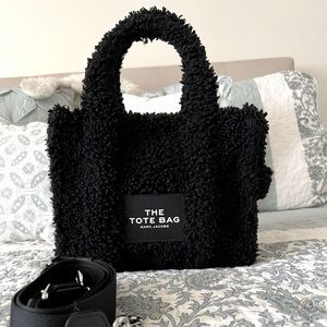 Marc Jacobs Mini Teddy Tote Black
